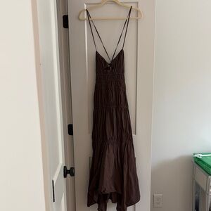 Elegant Brown Sleeveless Dress